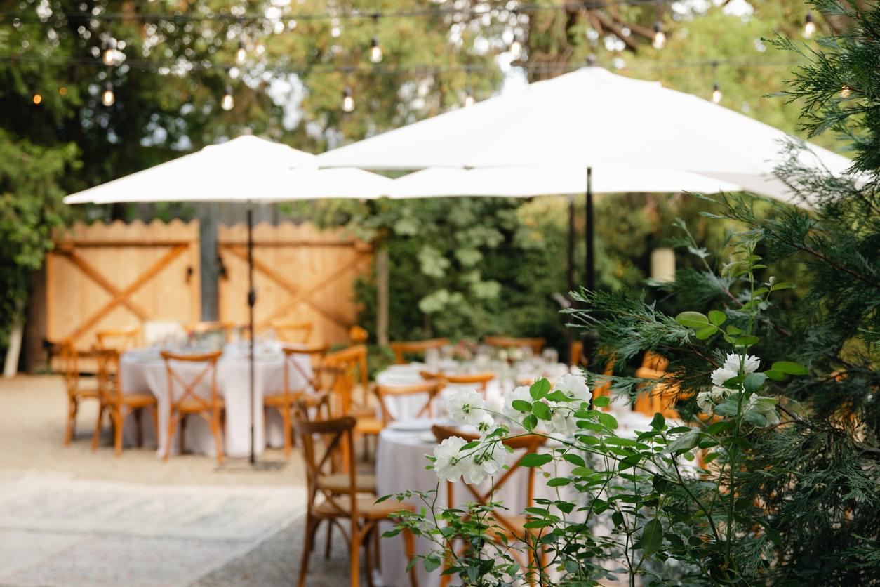 Banquete de boda al aire libre