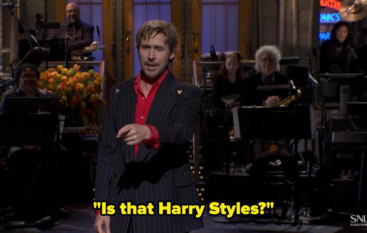 Ryan Gosling en el escenario de SNL