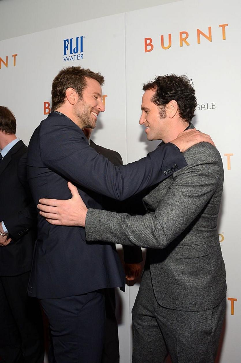 Bradley Cooper y Matthew Rhys