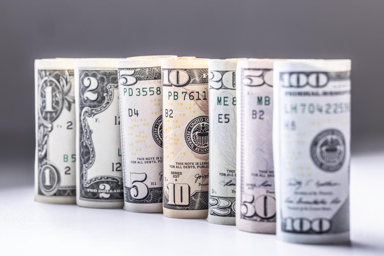 Billetes de dólares